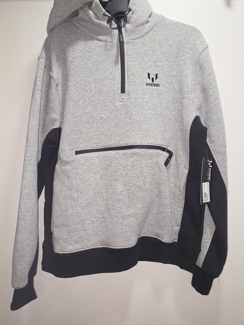 Messi Men's Gray & Black Zip-Up Hoodie Sweater